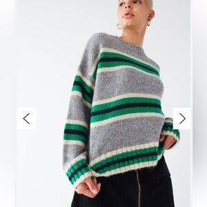 URBAN OUTFITTERS S Wool-Mohair grey-green striped gorpcore casual Boho sweater